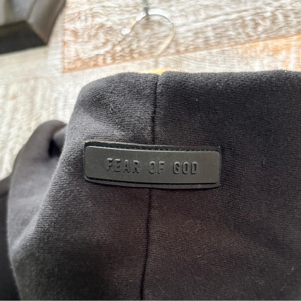 Fear of God Essentials | Classic Fleece Streetwear Hoodie Unisex M, "Jet Black" - Picture 5 of 10